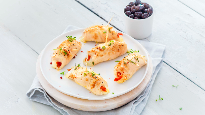 Visuel recette de roulés d'escalope de dinde garnis de mozzarella et de tomates séchées